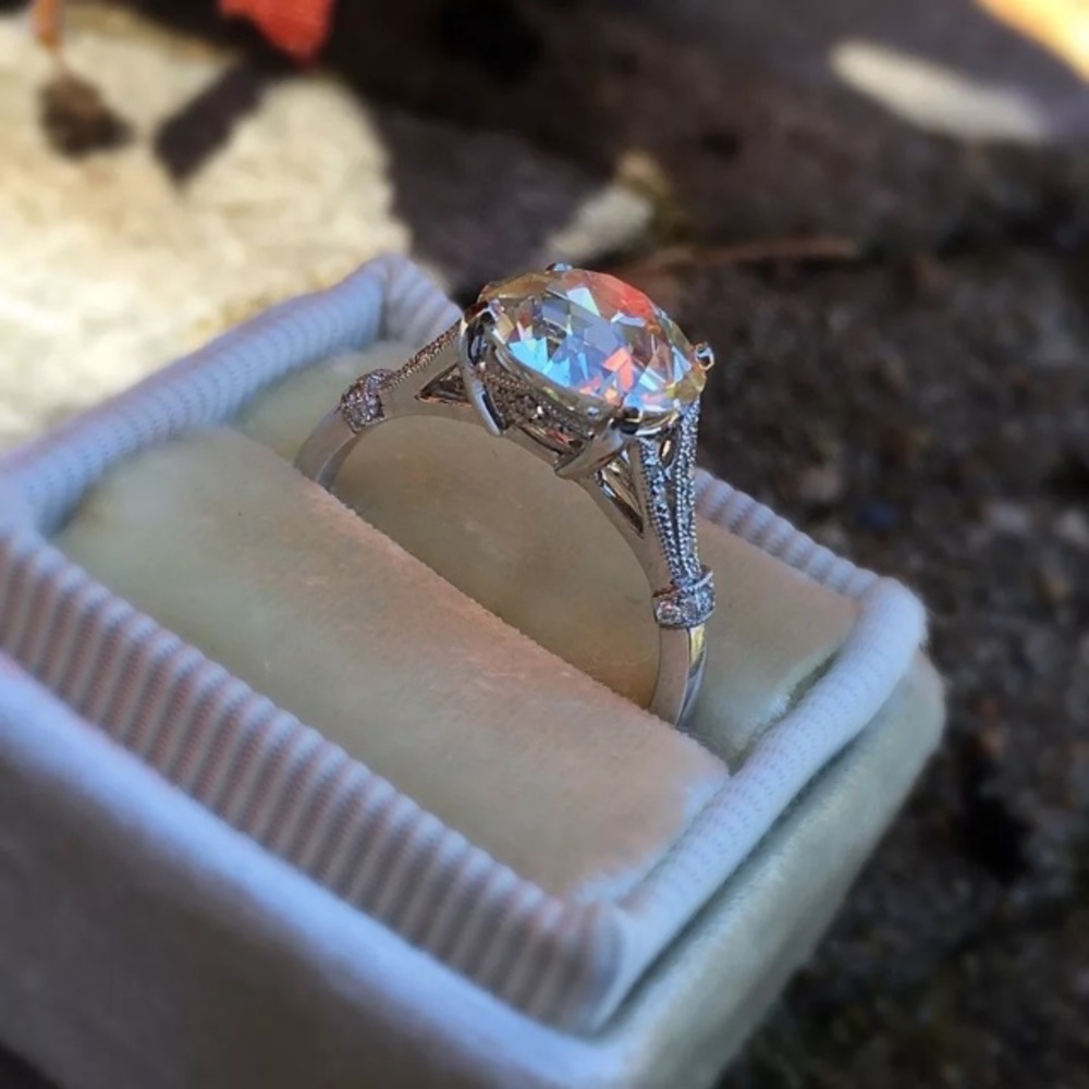 925 SS Cubic Zirconia Ring - Picture 3 of 7